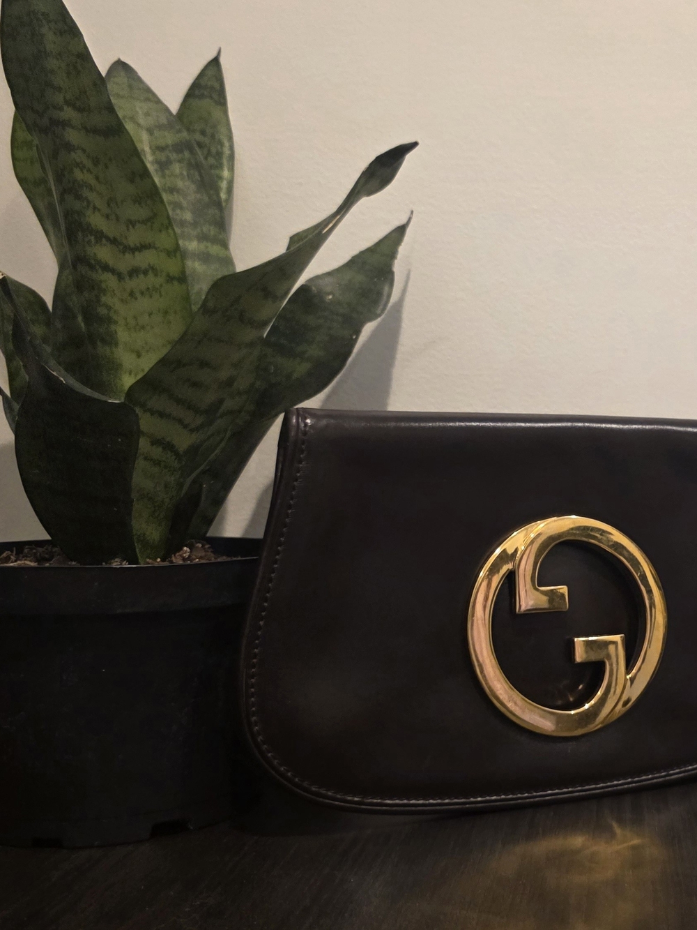 Vintage Gucci Blondie Clutch In Brown Leather with Gold Hardware